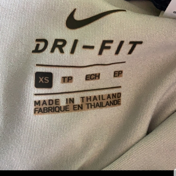Nike Dri-Fit shorts - Size XS - Picture 2 of 3